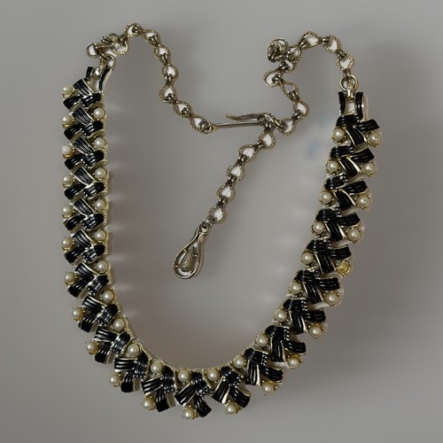 Corocraft faux pearl black - pearl,