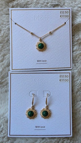 Gold tone green - tone,