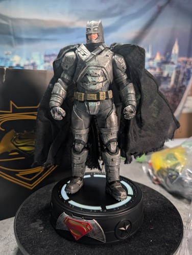 Iron studios batman v - studios,