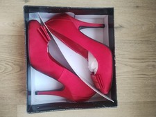 Black Gardenia Red Heels