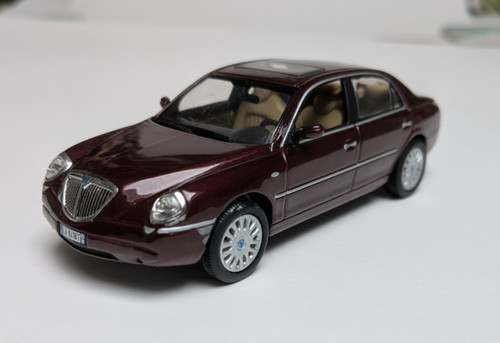Norev lancia thesis dark - 1:43,