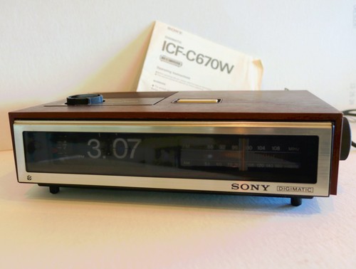 1976 vtg sony icf - vtg, sony-icf-c670w