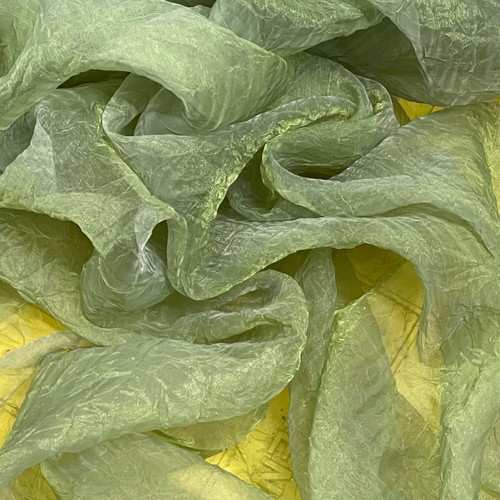 Green crinkle organza two tone - green,