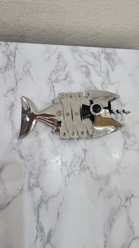 Lazy fish vintage - fish, expanding
