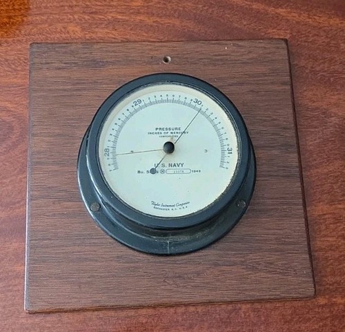 Wwii navy bulkhead aneroid - us,