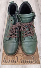 Loretta Exclusive To Pavers