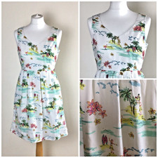 Oliver Bonas Tropical Print V
