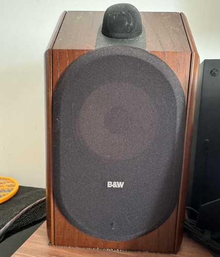 Cdm1 bookshelf speakers - b&w,