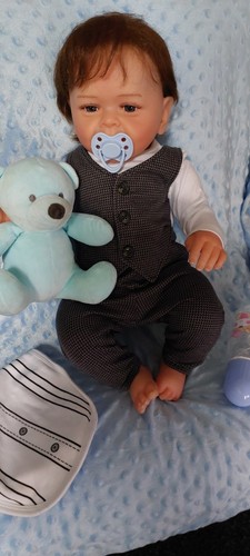 Realistic reborn baby boy doll - reborn,