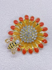 Sparkly Sunflower Bee Brooch