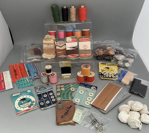 Assorted items from old - assorted,
