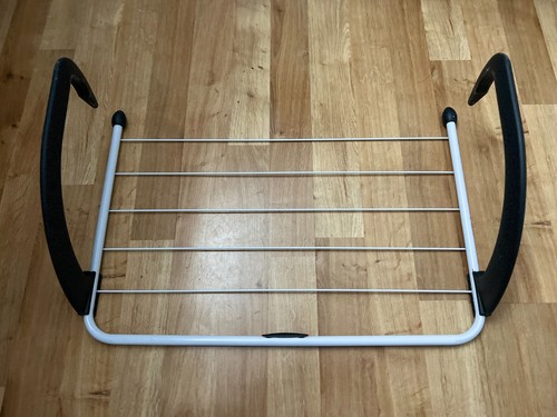 Window radiator hanging