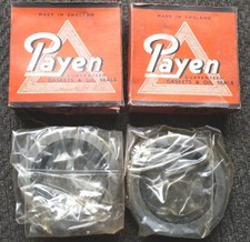 Bedford JC PC 1940 - 1952 Late Roller Bearings Pair of Front Hub Seal Payen C720