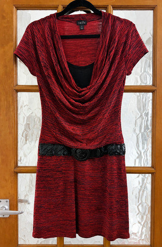 Pure hype red - red, neck