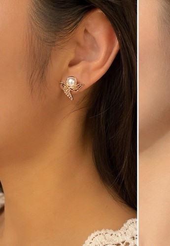 Beautiful ear studs - studs, with
