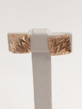 9ct Yellow Gold Square Shape Stud Earrings Grey Drawstring Pouch 0.40g