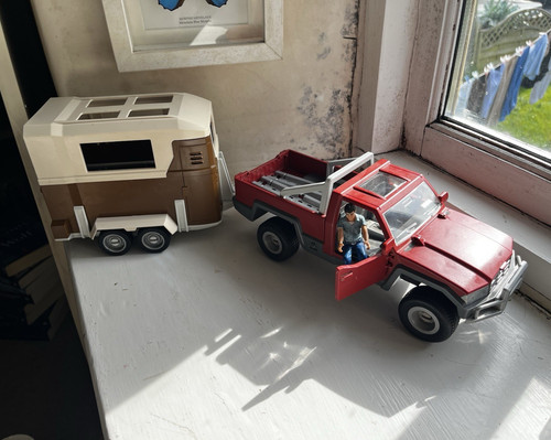 Schleich red pickup truck 4x4 - red,