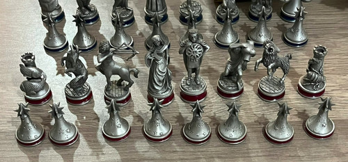 Rare 1990 pewter chess - rare,