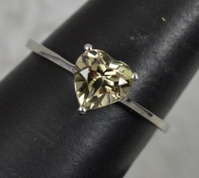 Stylish 950 Platinum and Green