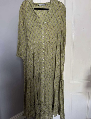Zara floral dress size medium - zara,