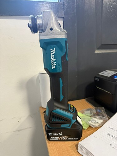 Makita 18v 125mm dga404 - makita,