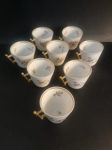Set antique hand painted - of, 8