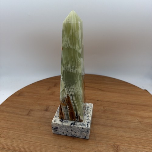 Green onyx obelisk tower - 8",