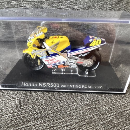 Honda nsr500 valentino rossi - valentino,