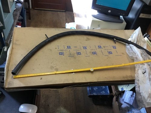 Peugeot 605 bonnet rubber - 605,