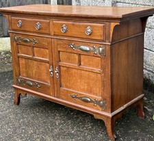SUPERB SOLID OAK ARTS AND CRAFTS SIDEBOARD VERY CLEAN WE DELIVER