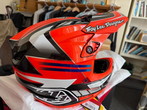 Troy lee designs mips carbon - lee,