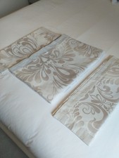 Laura Ashley single duvet cover set and 2 Pillowcases