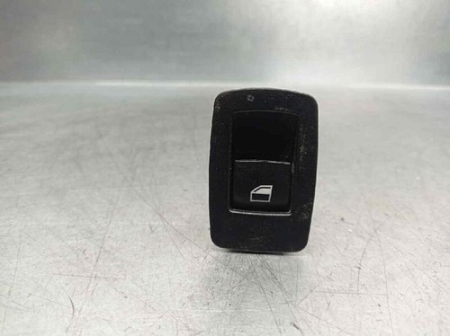 9208106 rear window control