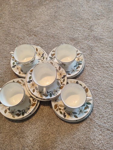 Wedgwood beaconsfield trios - wedgwood,