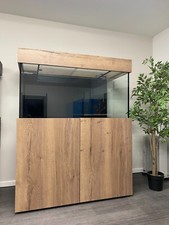 Tropical Aquarium, Strong