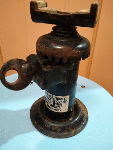 Vintage car screw jack - vintage,