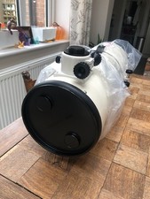 Vixen R200SS Reflector (Newtonian)Telescope