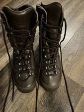 BRITISH ARMY ISSUE MENS COMBAT COLD WET WEATHER BOOTS SIZE 8W WIDE FIT