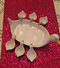 EARTHENWARE 6 DUCKLING  SHAPED