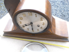 VINTAGE HAC MANTEL CLOCK BRASS MOVEMENT PENDULUM TICKING NICE CASE WOOD INLAY