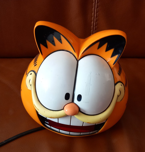 Garfield digital alarm - alarm, clock