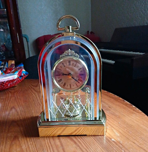 Glass dome mantel desk clock - glass,