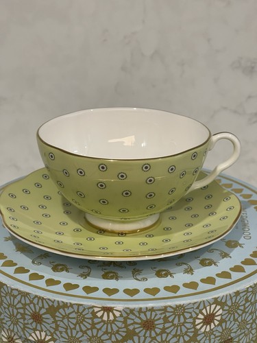 Wedgwood green polkadot - cup, &