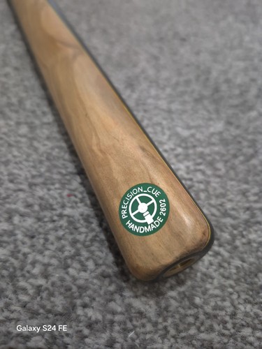 Precision piece snooker cue - precision,