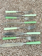 VINTAGE NICKEL SILVER FLATWARE FISH CUTLERY GREEN PLASTIC HANDLES
