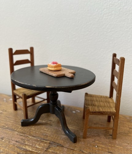 Scale dollhouse furniture - scale,