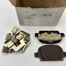 Vauxhall Corsa C Tigra B 1.4 1.8 Rear Wheel Brake Pads Opel GM Genuine 93188452