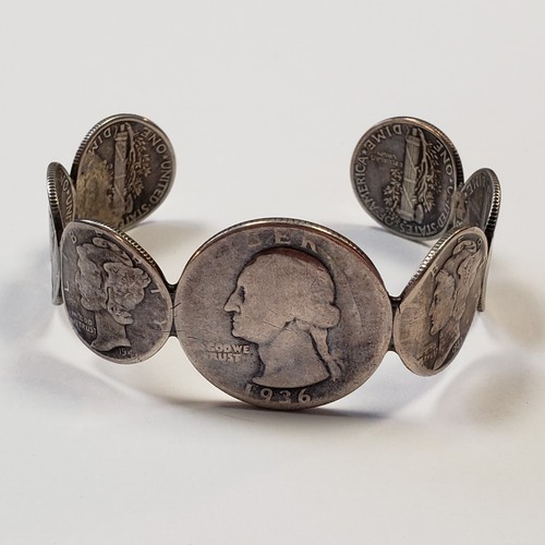 Silver coin bracelet - us,