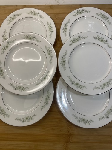 Wedgwood bone china - x,