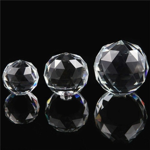 Cut crystal feng shui - feng, clear